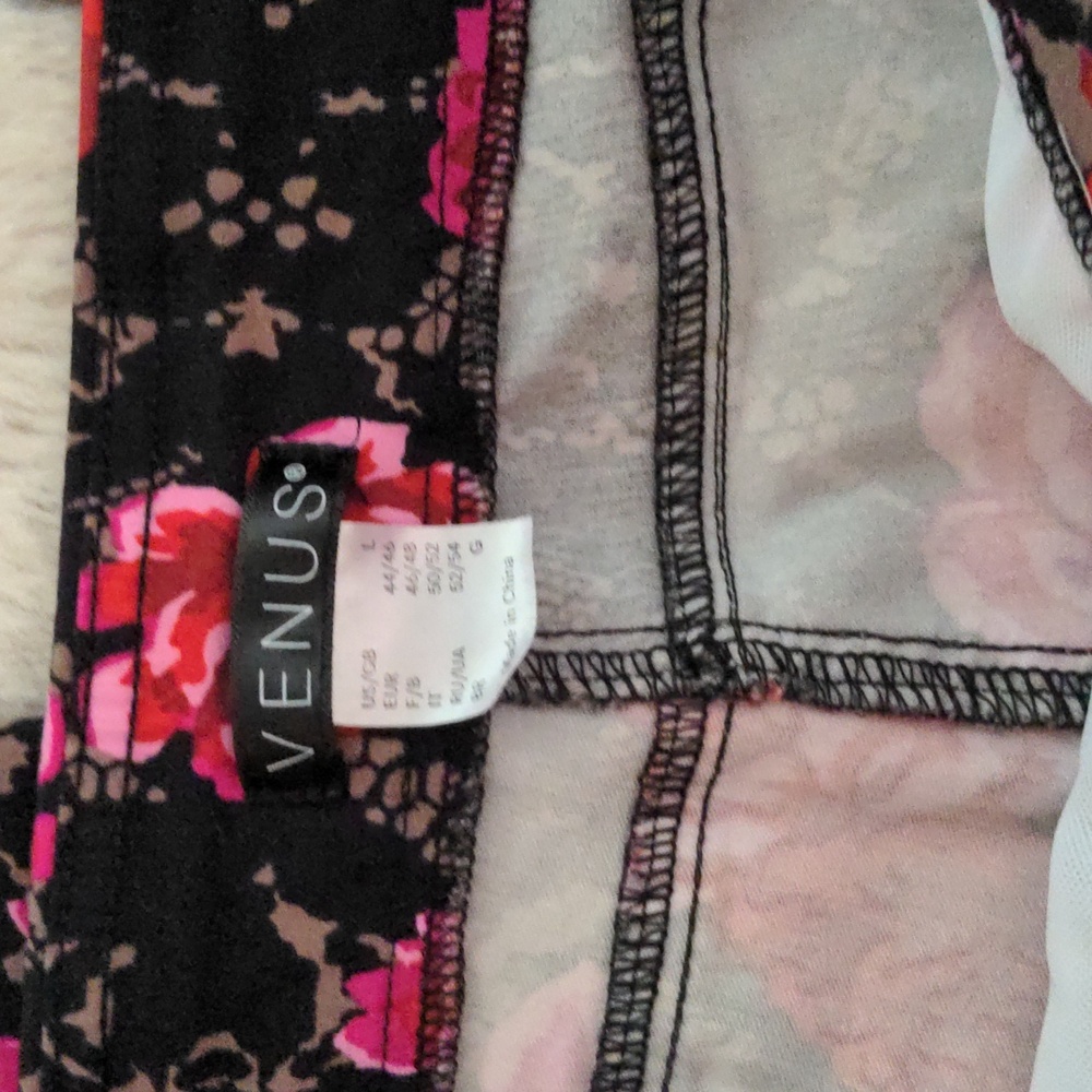 Venus lace rose pull on pant - Picture 4 of 4